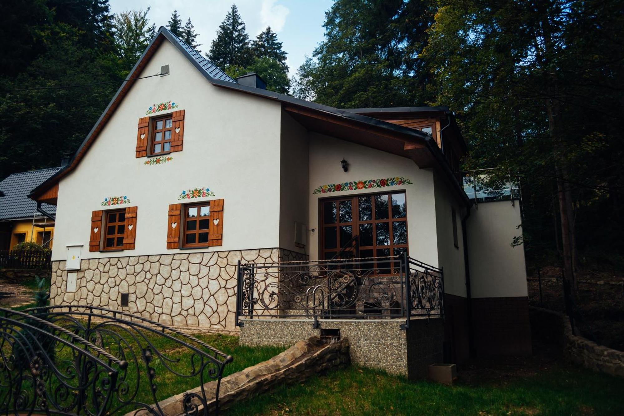 Chata Pohadka- "Lesni Udoli" Perstejn Exterior photo